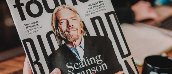 Britská platforma pro obchodování s akciemi Lightyear se pouští do Evropy, podporuje ji také miliardář Richard Branson