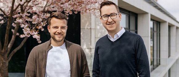 David Procházka a Martin Hájek spustili dobročinnou aukční platformu Dobrobot
