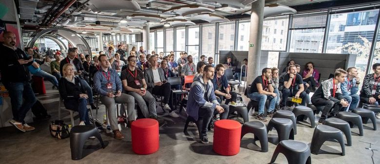 Hackeři eticky zabojují o lepší zdravotnictví během víkendového hackathonu v IKEM