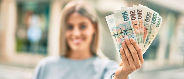 V rámci nové evropské směrnice o transparentním odměňování budou muset české firmy do tří let přijmout opatření, která povedou ke snížení nerovnosti mezi mzdami mužů a žen
